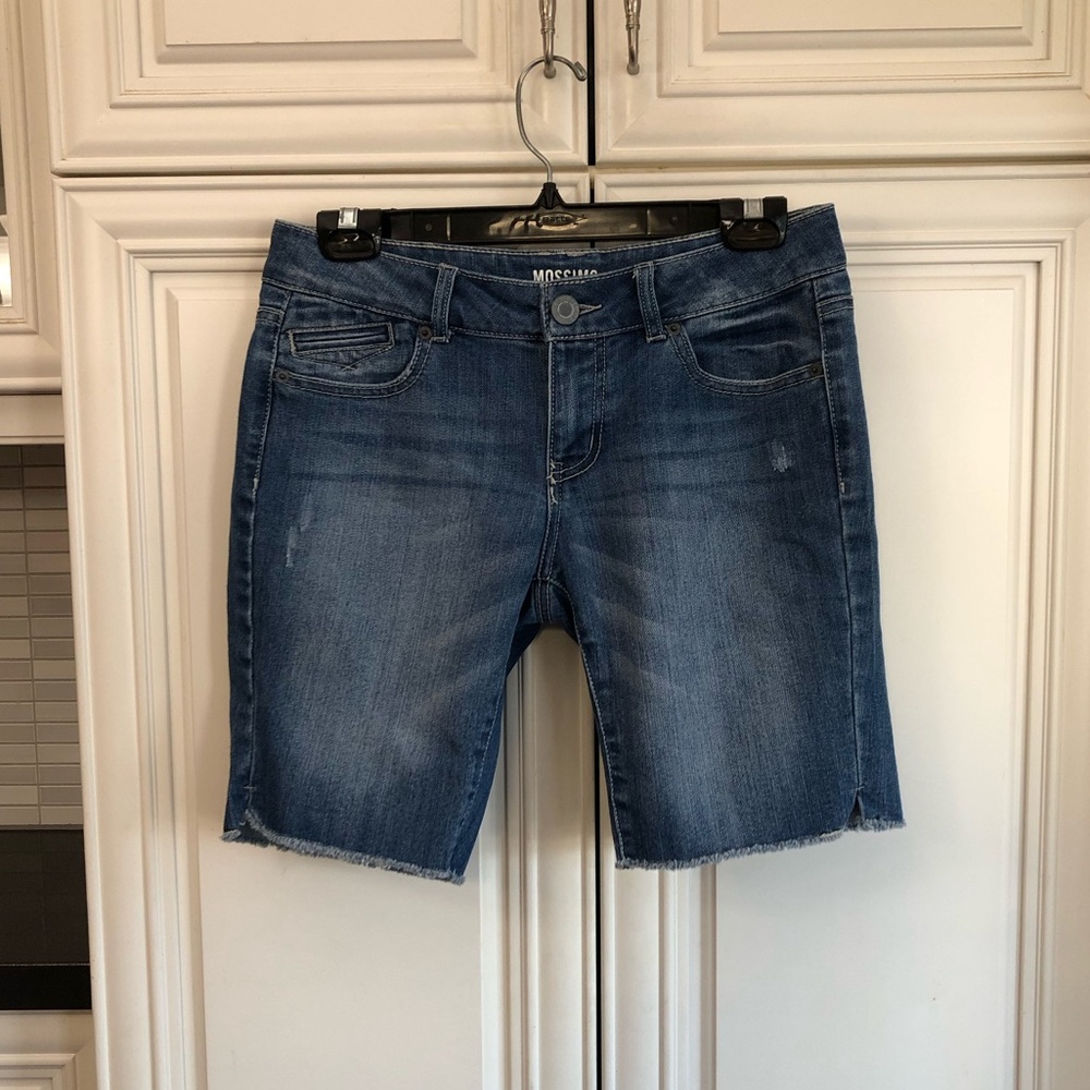 Mossimo women’s junior denim shorts